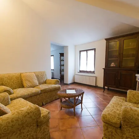 Country house Giusterna Monte Benichi